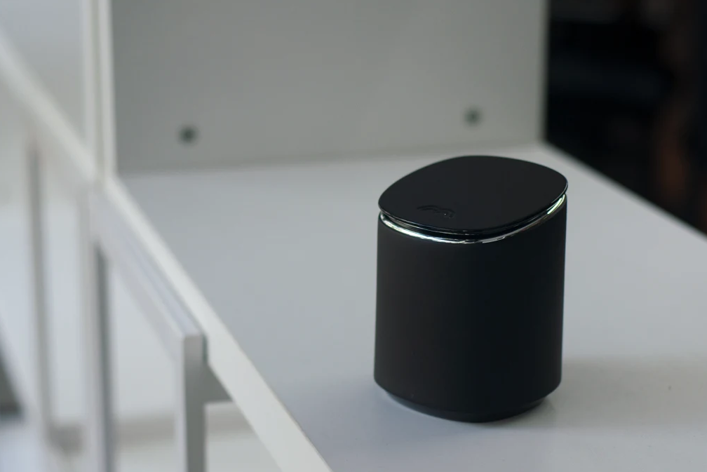 The Queen for Laurier University Partners – Mesh Wi-Fi for up to 3,000 sq. ft.